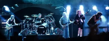 AC/DC: AC/DC Argentina 2009 - Estadio Monumental, Buenos Aires. Live at River Plate. Black Ice World Tour.