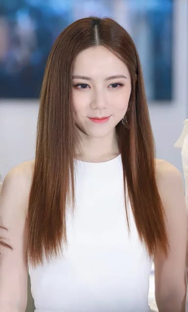G.E.M.: G.E.M. in Nanjing City, Jiangsu Province, China.