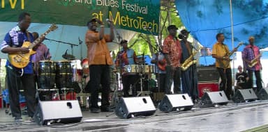 Orchestra Baobab: Orchestra Baobab perform at Metrotech Center, Brooklyn, New York. 2008-06-26.