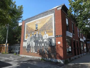 Beau Dommage: Ruelle Beau Dommage, derrière le « 6760 Saint-Vallier, Montréal » ici.radio-canada.ca