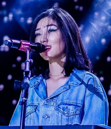 Isyana Sarasvati: Isyana Sarasvati at F2WL Magnofestwo 2020.