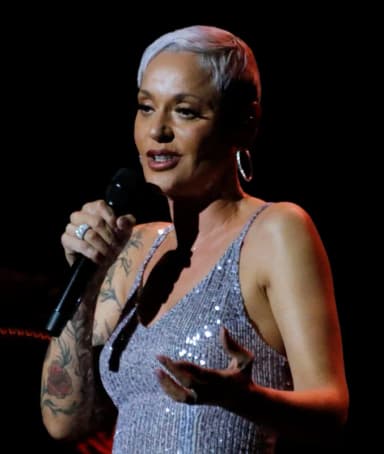 Mariza: Wednesday, November 16, 2022 As part of the Fado Mexico Festival at the Teatro de la Ciudad Esperanza Iris, the Portuguese singer Mariza performed in concert.