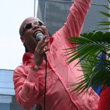 Rubby Pérez: Dominican singer Rubby Pérez at the Dominican Parade NYC 2009.