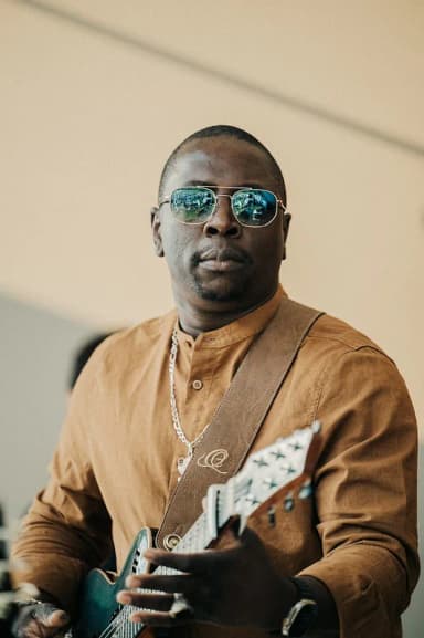 Vieux Farka Touré: Vieux Farka Touré @ Edmonton Folk Fest 2023
